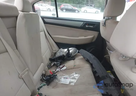 2015 Subaru Legacy 2.5I Premium z USA, uszkodzony, nr VIN 4S3BNAE60F3005557